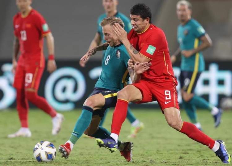 每一拍都是爱心！张江镇这场街区羽毛球比赛挥洒汗水，更温暖人心