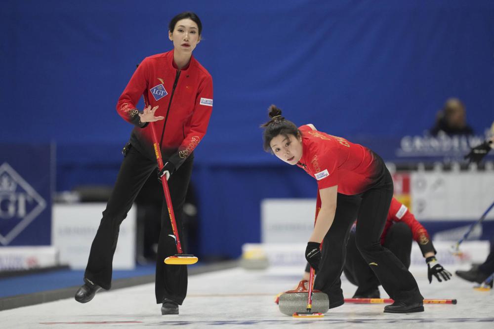 意天空：迪乌夫在国米逐渐展现影响力，或成邓弗里斯合适替补